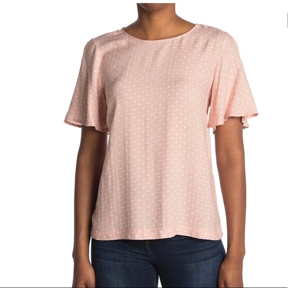 DR2 Tops - Pink Dot Flutter Sleeve Top